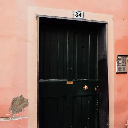 Apartman Guesthost - Amazing With Private Parking *