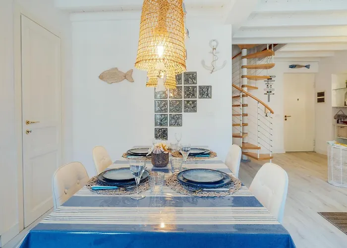 Apartment Guesthost - Amazing With Private Parking